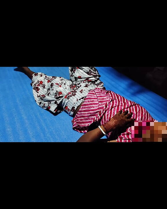 Desi Tight Bhabhi First Time Video