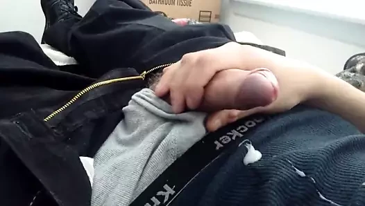 Cumshot009
