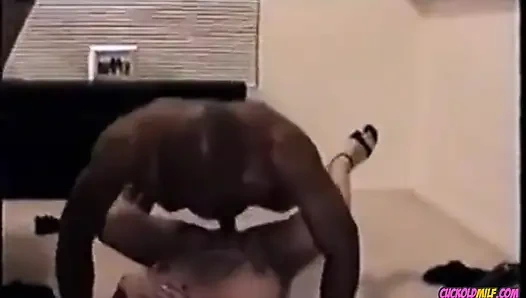 Aldatılan orta yaşlı seksi kadın - aldatan evli kadın