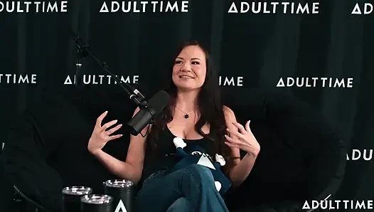 Alison Rey ve Casey Calvert'in vücudu önemli, sürtük Eras ve Taylor Swift | Adult Time Podcast