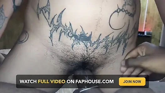 Şilili fahişe büyük zenci yarağı tarafından sikiliyor