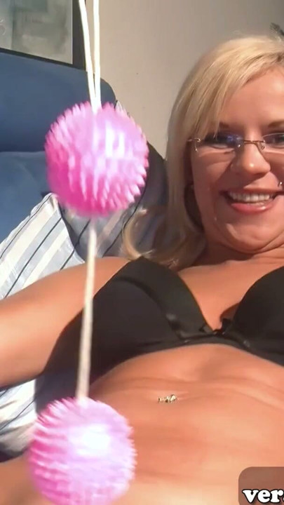 German kinky blonde milf is horny at casting and masturbates | Clip 2