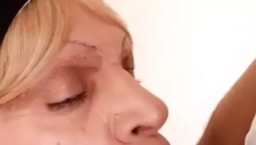 CHUPANDO VERGOTA