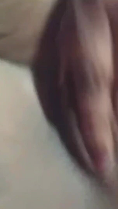 Moment émotif de « Une Indienne à forte poitrine avec un appel vidéo sexy »