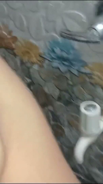 I had a lot's of fun with my friend's mother when my friend wasn't home. | Clip 1