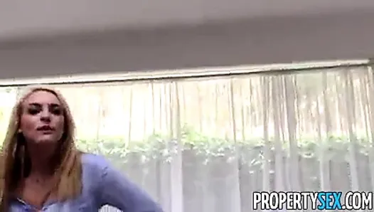 PropertySex - сногсшибательная блондинка-риэлтор трахает клиента в домашнем видео