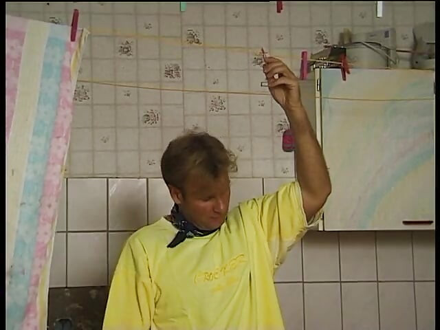 O brunetă minunată călărește pula iubitului ei