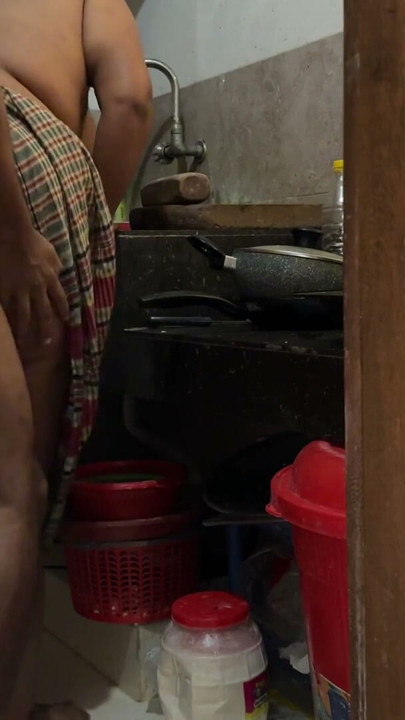 Indian Hot Mallu Ass Fucked In Kitchen When She Was Cooking (Part:2) | Clip 2