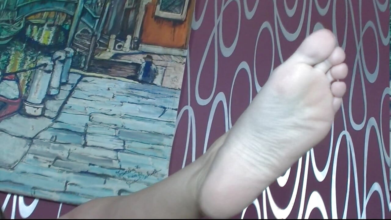 Solo tatuado, loira alemã milf dona de casa com grandes naturais