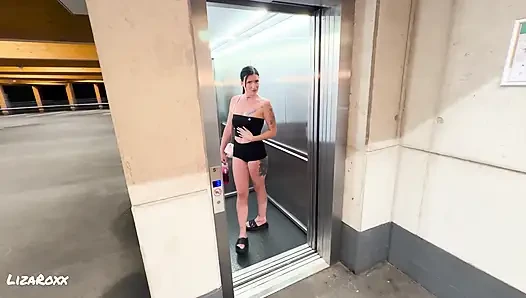Smoking Blowjob - Fremden Im Parkhaus Glücklich Gemacht