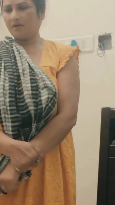 Desi Hot Maid Gets Fucked Hard | Clip 1