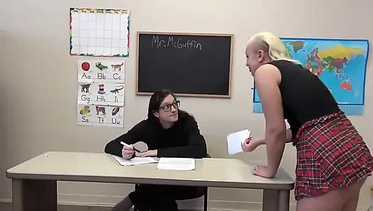 Эдикет В Классе С Участием Skylar Harris