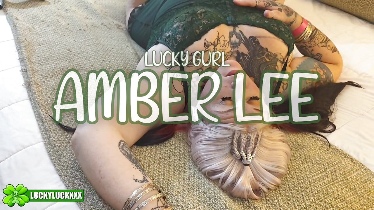 Amber Lee สาวผู้โชคดี - สาวตัวใหญ่สวยตัวใหญ่กลืนควยใหญ่ผิวดําน้ําแตก