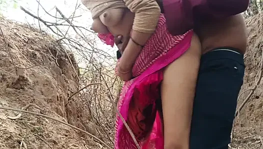 boobs dikhane ke bahane chudai