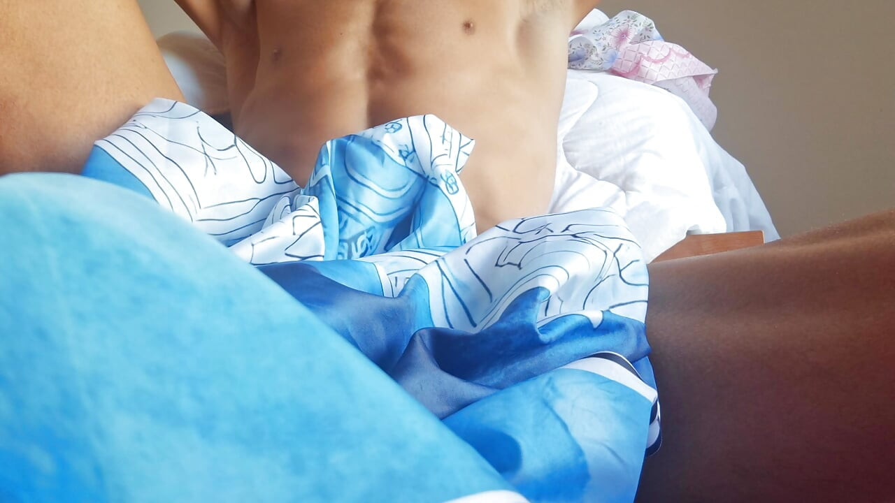 Jerking Off While Replying to Fans Messages - Doorbell Ruined My Edge
