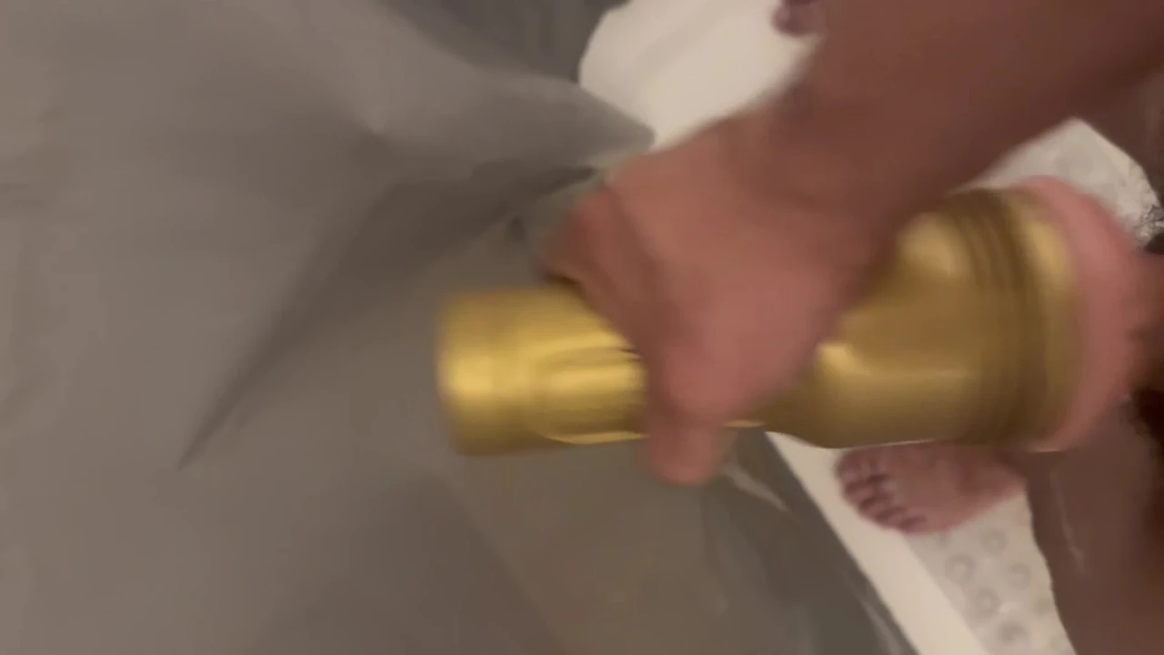 Fleshlight fuck and cumshot.