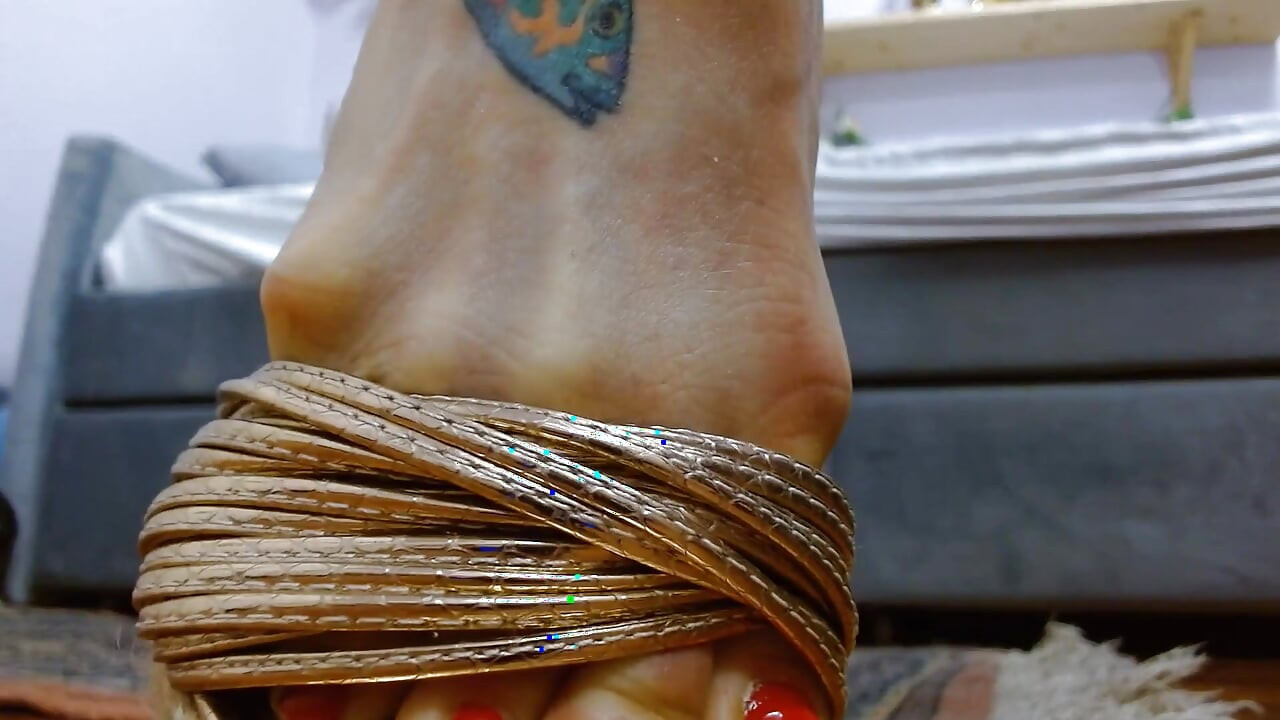 Melissa Johnson Teases You with Her Sexy, Gold Wedges