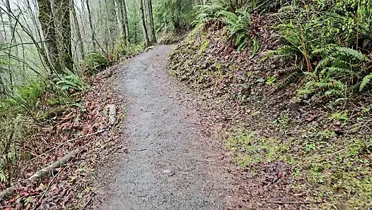 Hike-n-piss an Einem Regentag
