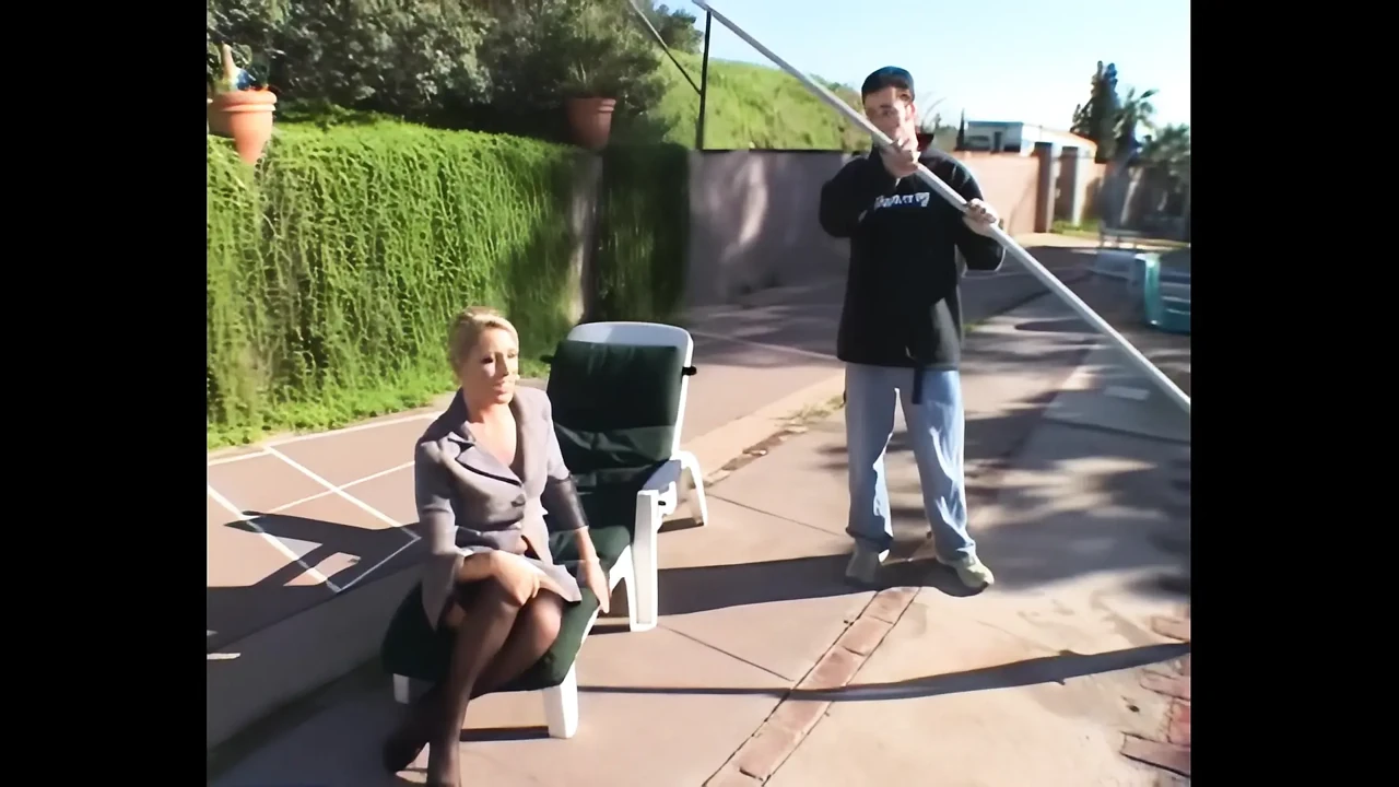 Riche Busty MILF Seduces the Pool Cleaner for His Big Cock