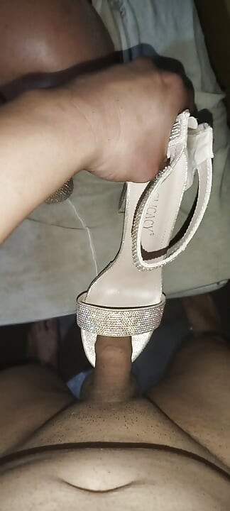 Fantasizing about a footjob of my ex-girlfriend.