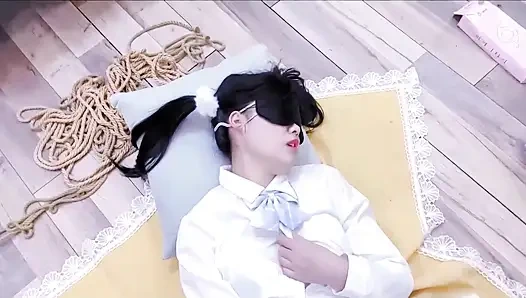 Sıkıntı içindeki kız bölüm 15