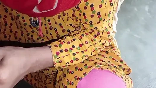 Horny Desi Aunty on Bed Legs Spread Wide, Full Energy Fucking (Bangla Audio)