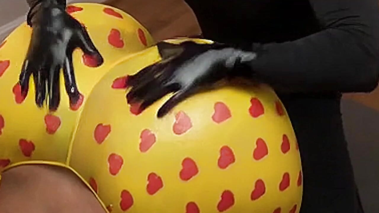 "Naughty Church Girl BBW Gets Seduced Oil Massage Face Down"