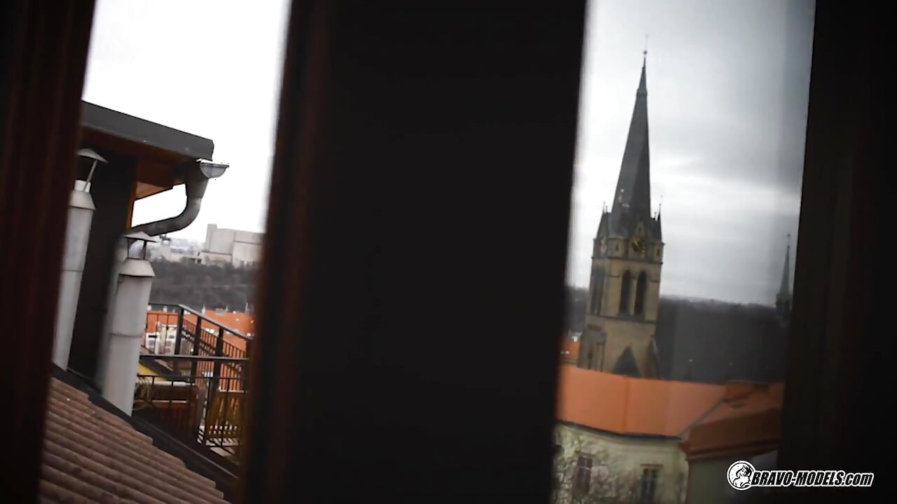 Adelle Unicorn - cosplay vr सामग्री मंच के पीछे