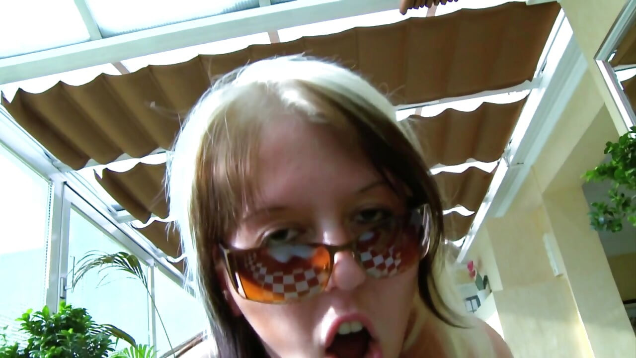 Sexy blonde chick loves a POV suck with her dude