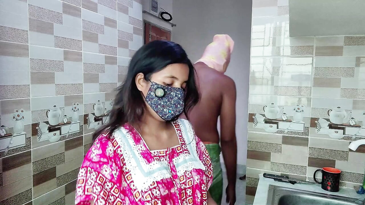 Sasur ne ki bahu ki acche se chudai pet me aya baccha!! Desi family sex