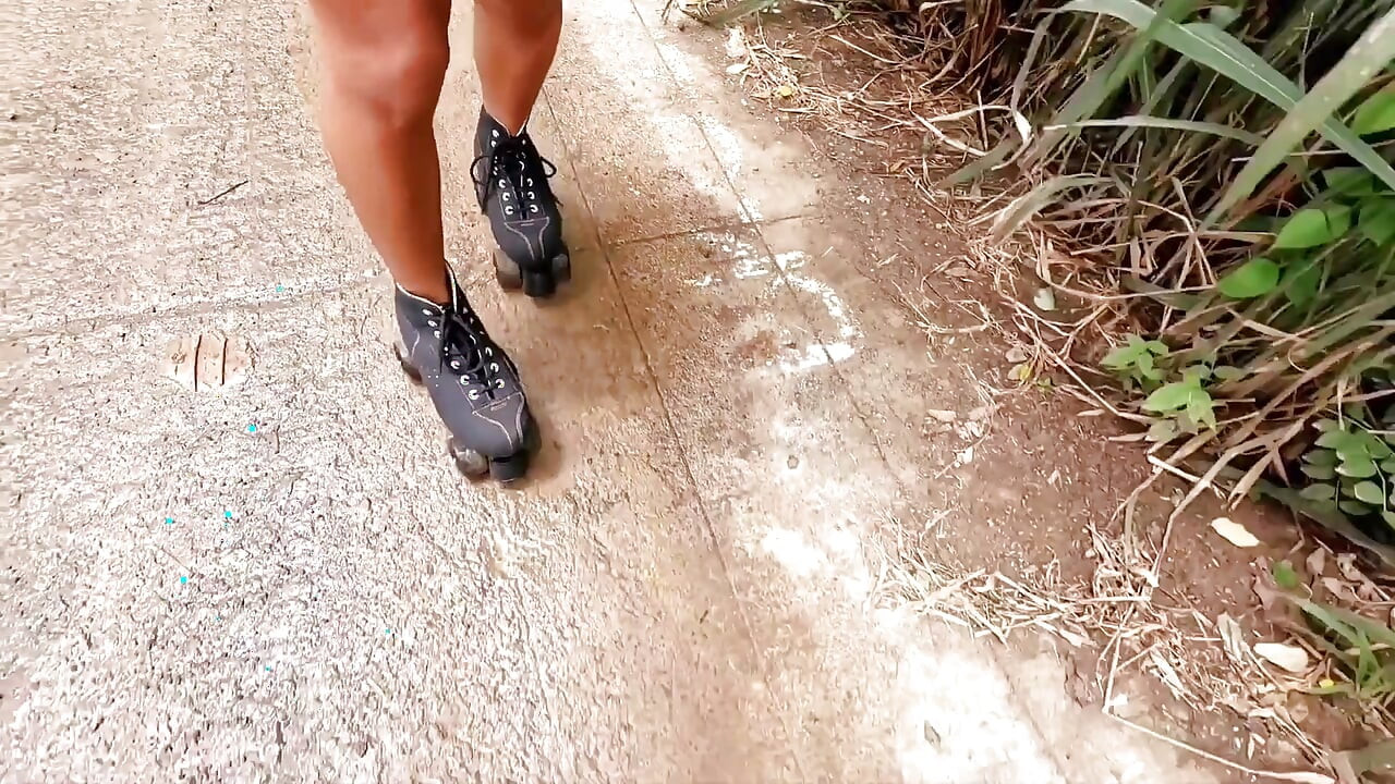 Naughty Rollerskater
