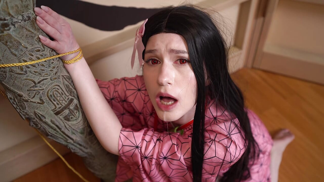 Anime Chan fiel in die Hände eines Mannes mit einem riesigen schwanz und wurde von ihm gefickt