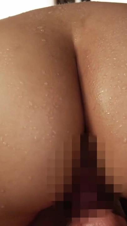 "시골에서 할 수 없는 일... 옆집의 관능적이고 거유 와이프와 땀 흘리는 질싸 섹스... 2"