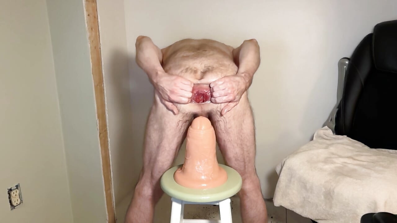 צ'רלי תחת XXL משחק דילדו 3