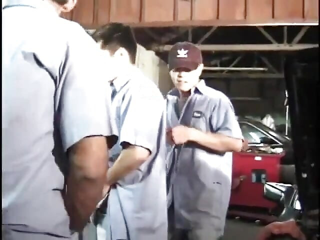 A group of guys fuck the horny blonde woman in this gangbang