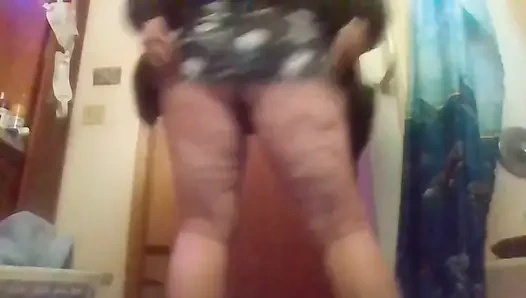 Vibing and My Tight Pussy