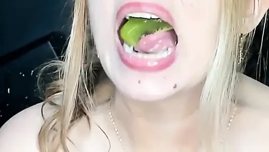 Extreme Challenge! Trying to Swallow Giant Fruits Whole!