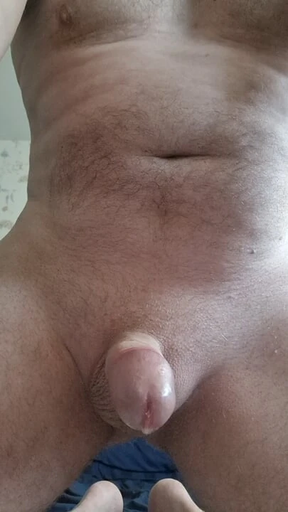 Couldn't resist a quick wank. Cum quite hard