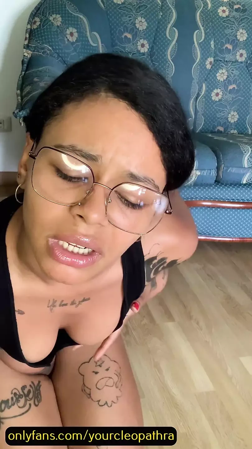 著名的拉丁荡妇自拍视频泄露