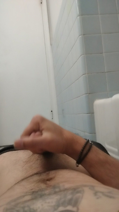 Tek başına büyük yarakla boşalma