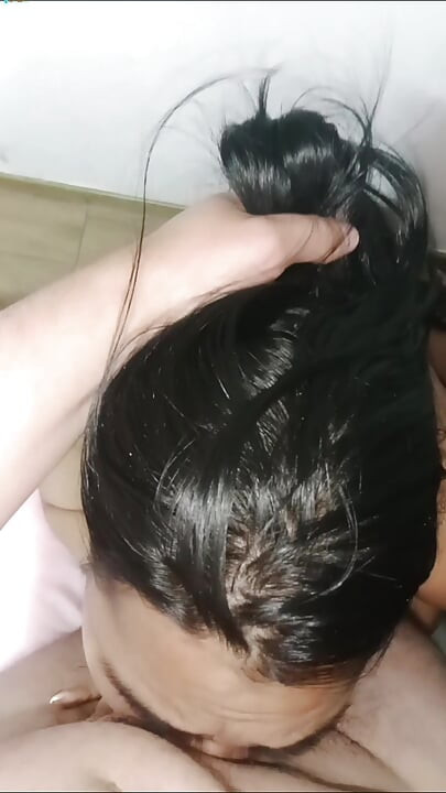Datang tengok saya menghisap zakar yang sangat lazat