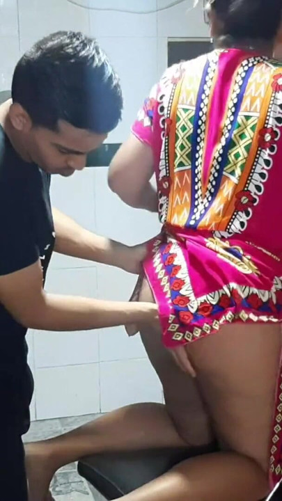 I give my stepmom a good massage | Clip 1