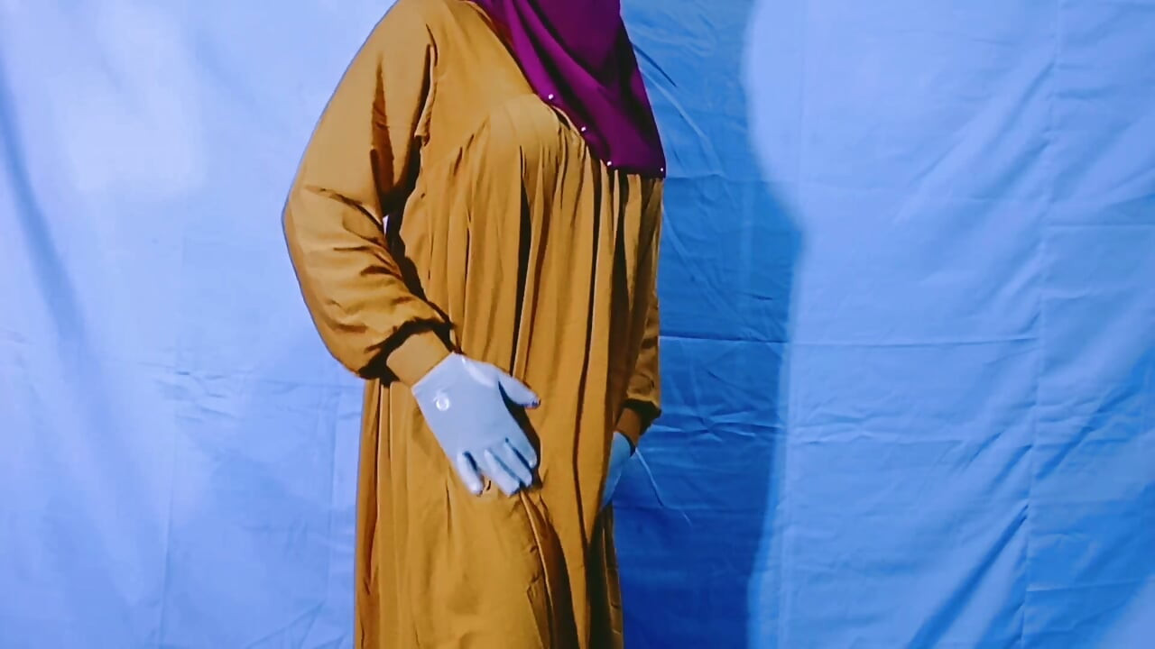 Desi village Bhabhi Bangladeshi hijabi Muslim