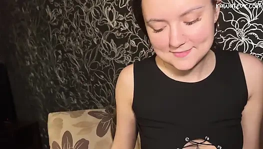 Rus oyuncu seçmeleri: yaramaz amatör hatun göt tıkacı oyunuyla dölleniyor!