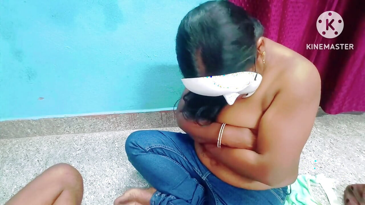 Truth or dare - game yang diperkenalkan sama saudara tiriku - audio erotis dari tamil sampai mengerang keras