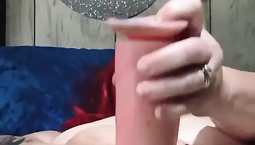 Hey rot, du wurdest jemals gefistet? Lass mich dein erster sein, der sahnt oder squirte