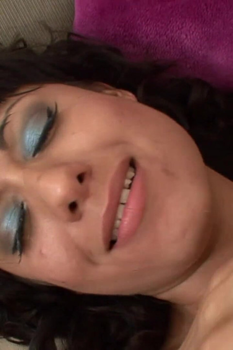 Teen girls are playing in pussy licking with dildo