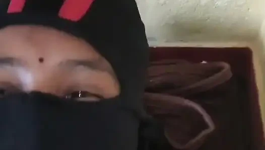 Lambe samay bad husbend ka lund chuskar pani muhn main nikali