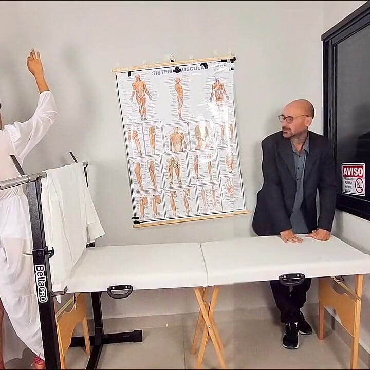 The Doctor Couldn't Oppose the Cuckold's Fiance!