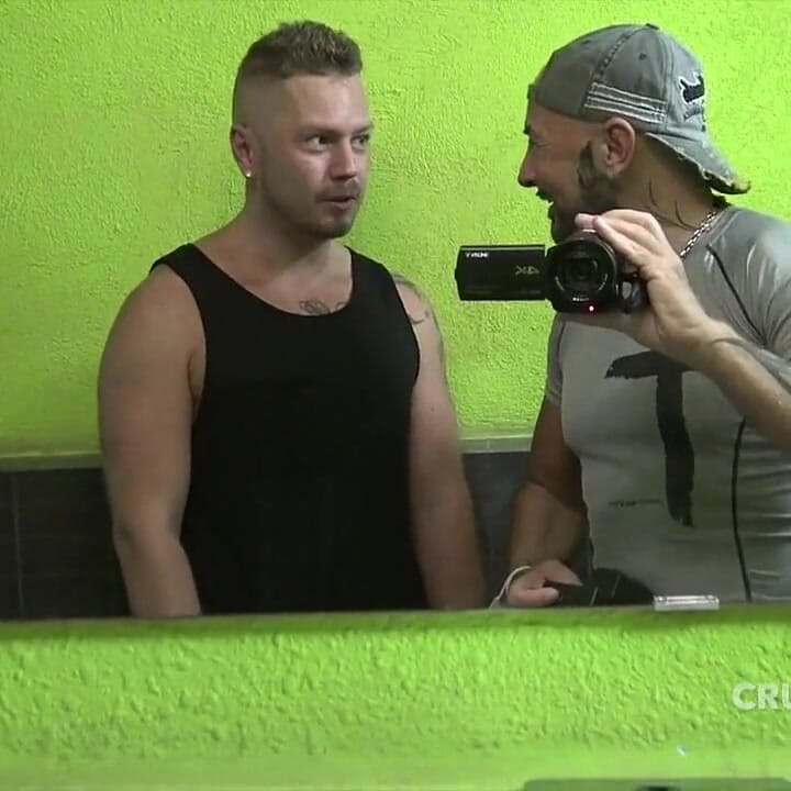 Den sexiga mas gymbuger knullad rå av Viktor Rom